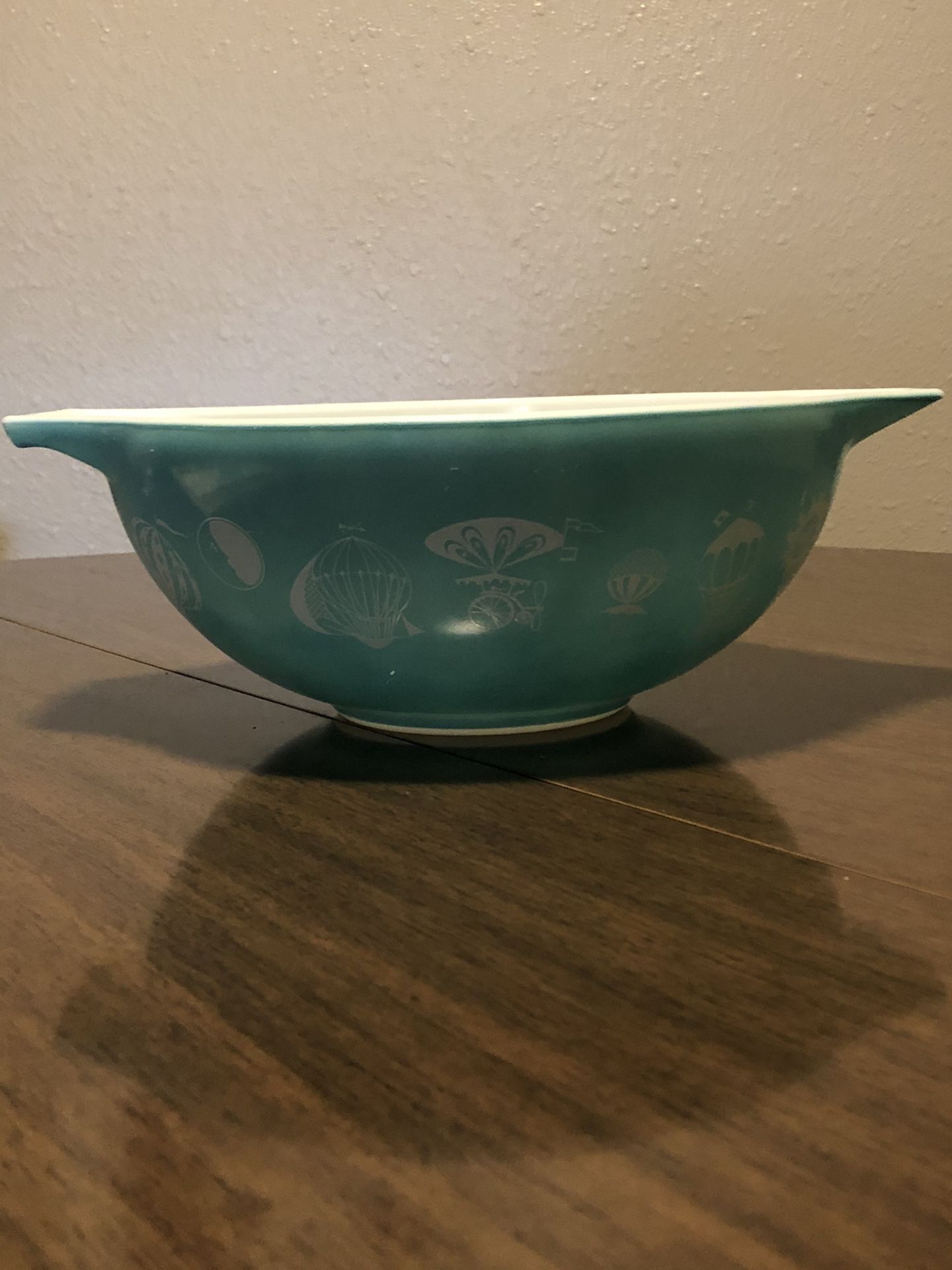 Pyrex Cinderella bowl