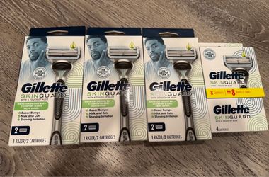 Brand new men’s razor bundle all for ($45)(Cash only)(price is firm)