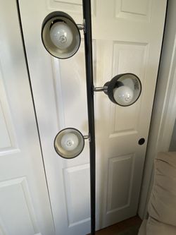 3 Lamp Standing Light 