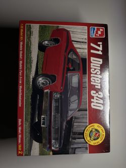 1:25 Scale Model Car