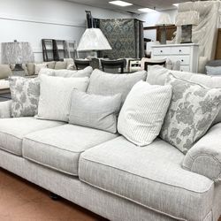 New 98” Sofa 🔥🔥 EXTRA DEEP SEATING