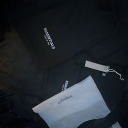 Essentials shorts CHECK DESCRIPTION 