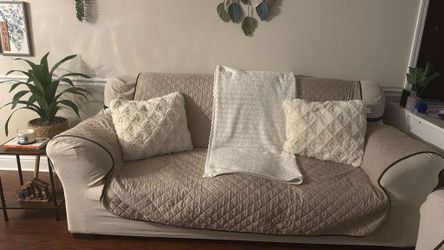 Sofa Free have doble cover for protection