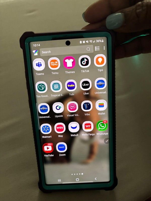 Samsung NOTE 10+ with TIK TOK