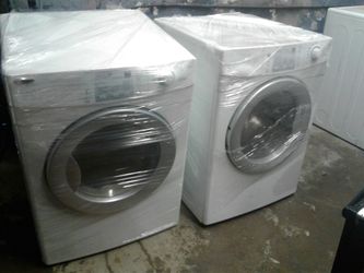 LG Washer and dryer is cas like brand new