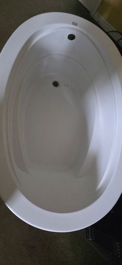 Bathtub