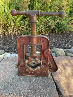 Antique REED Pipe Vise Erie PA Patent August 1914