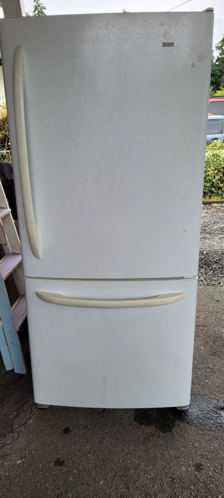 Used Kenmore Refrigerator/freezer