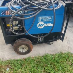 Miller Bobcat 225 Welder and Generator 