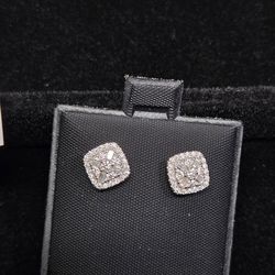 Earrings Moissantine….—— Aretes moissanite
