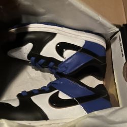 Boys Nike Size 9.5 Toddler