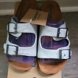 Girl's Bearpaw Brooklyn Sandals Size 5 youth - NEW
