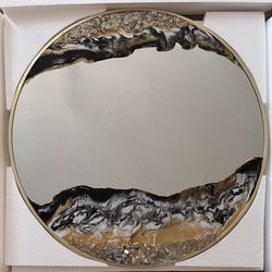 24” Diameter Mirror With Geode Resin Design