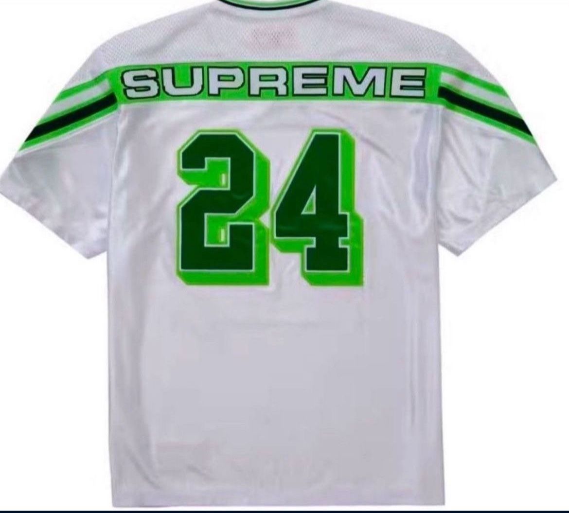 Supreme Jacquard Rib Football Jersey White size Medium