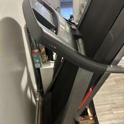Treadmill 