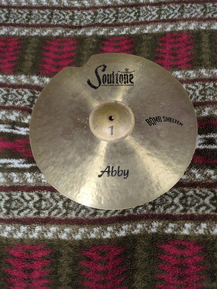 Soultone Abby Series 18" Crash Cymbal for Sale in Orange, CA OfferUp