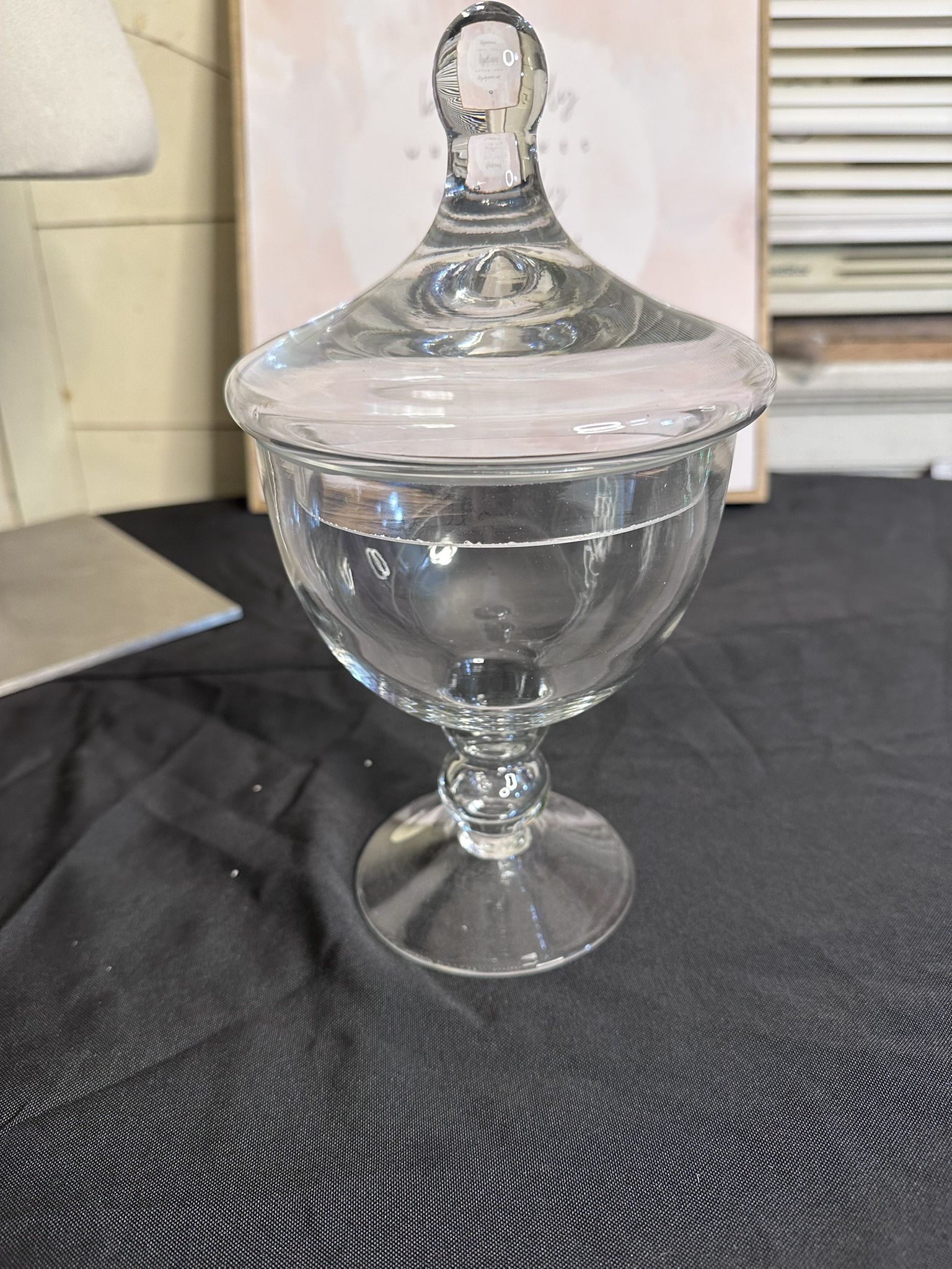 Apothecary Glass Jars w/ Lids