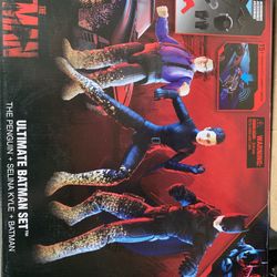 DC The Batman - Ultimate Batman Set ~ Batmobile, The Penguin, Selina Kyle