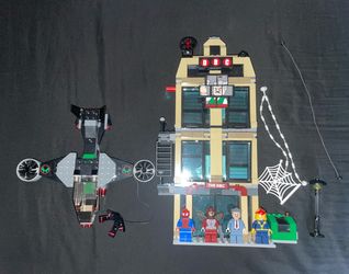 LEGO Spider-Man Daily Bugle Showdown