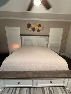 Beautiful Millennium by Ashley Havalance 5-Piece King Bedroom Set- Excellent Condition