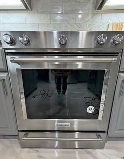 KITCHENAID 5.8 CuFT SLIDE IN GAS RANGE STOVE