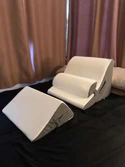 Foam Bed Wedge Pillow Set