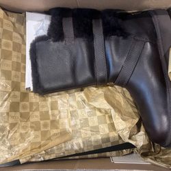 Woman Becket Uggs (boots)