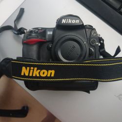 NIKON D3 PROFESSIONAL CAMERA w/ LENS