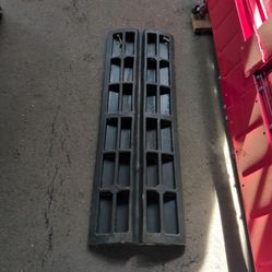 Driveway curb adapter