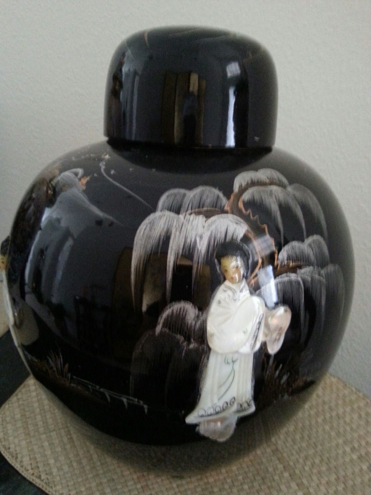 Chinese Black Mother of Pearl Ginger Jar