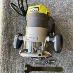 Ryobi Router Electric 
