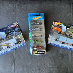 Hotwheels Team transport Bundle