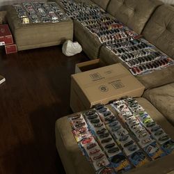 Hot Wheels $3/75$
