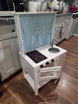 Wood kitchen