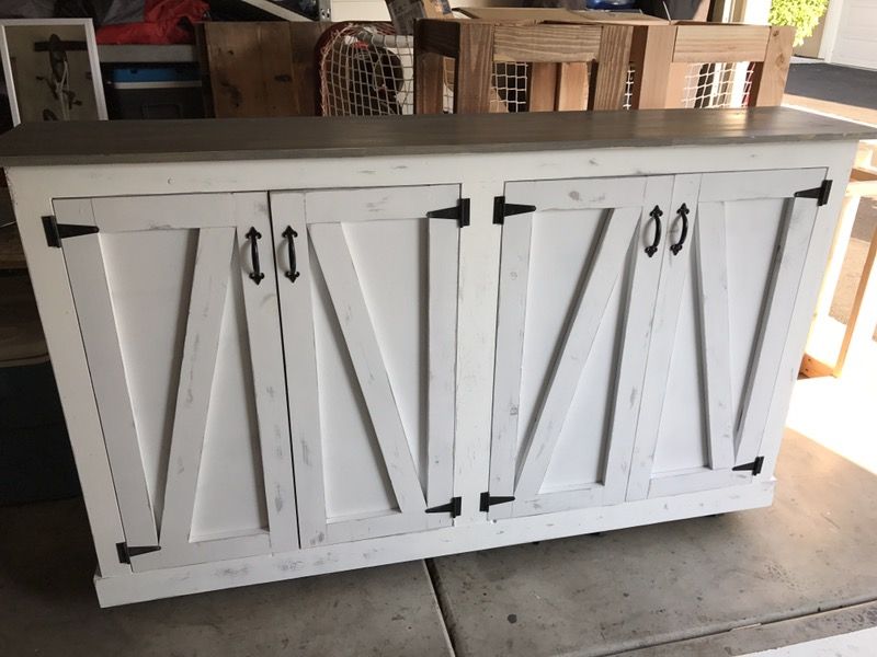 Rustic/farmhouse custom made console tablesNEW Casper Nova Queen Bed