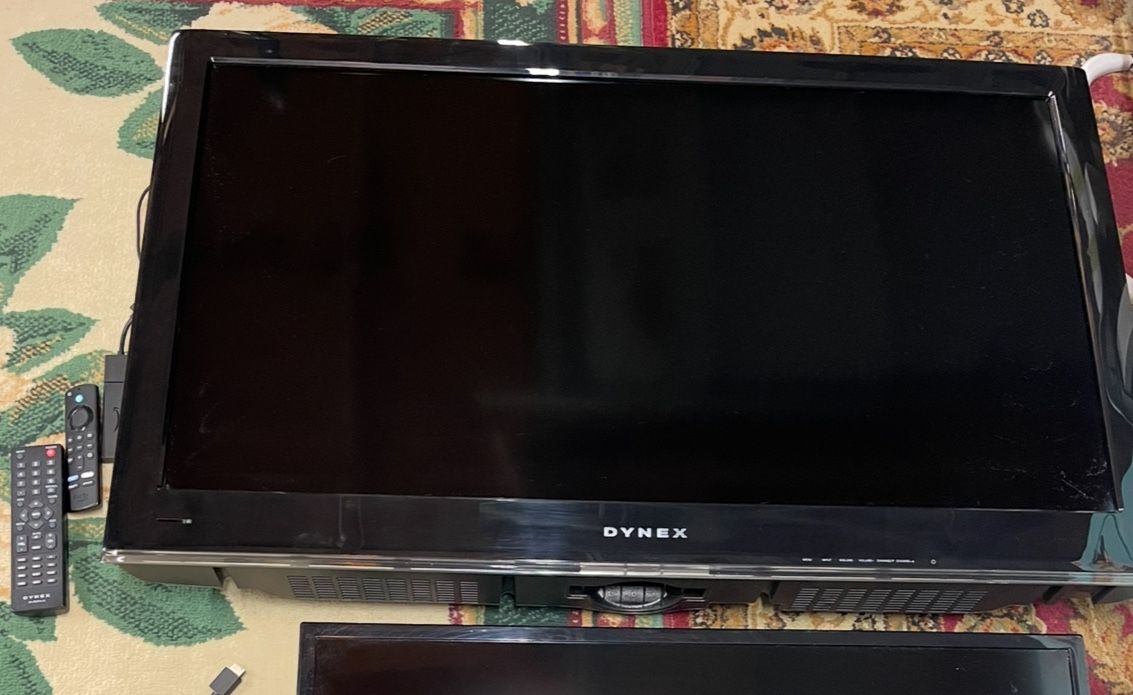 Dynex 40” TV With Fire stick