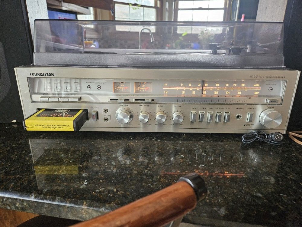 Vintage Soundesign Stereo 8 Track Turn Table