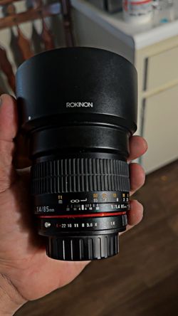 Rokinon 85 mm f1.4 full frame
