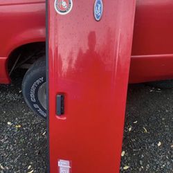 1(contact info removed) Ford Ranger Tailgate 