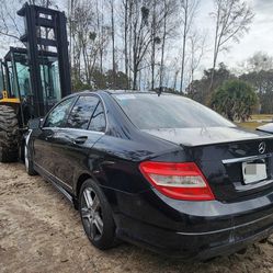 Mercedes C FOR SALE PARTS ONLY