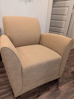 Arm Chair - Neutral Tan / High Quality, Excellent condition
