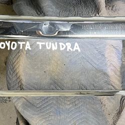 2007-13 Toyota Tundra (Front Bumper)