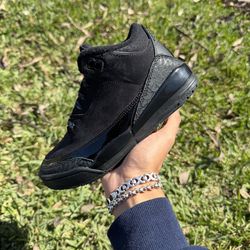 Jordan 3 PS “Black Cat” Size 1Y