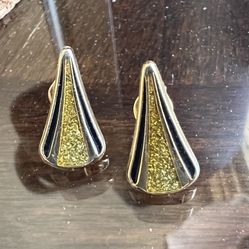 I Believe These Are Vintage Van Doran Clip On Earrings With Genuine Diamond Dust