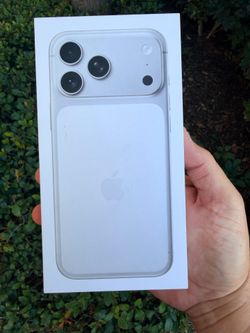 iPhone 17 Pro Max · 256GB · Pristine Like New ✨ Unlocked Any Carrier | Hablo Español