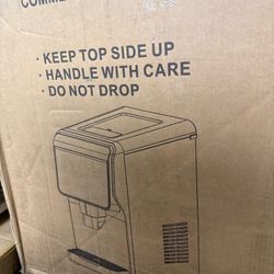 12.2 in. Stainless Steel 62 lb./24 H Freestanding Countertop Chewable Pellet Ice Maker Crescent Ice Cubes  Retail price$719 Our price 479