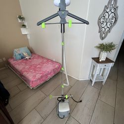 Clothes Steamer