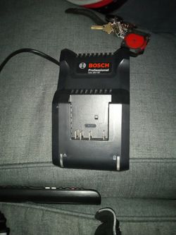 Bosch Professional Charger