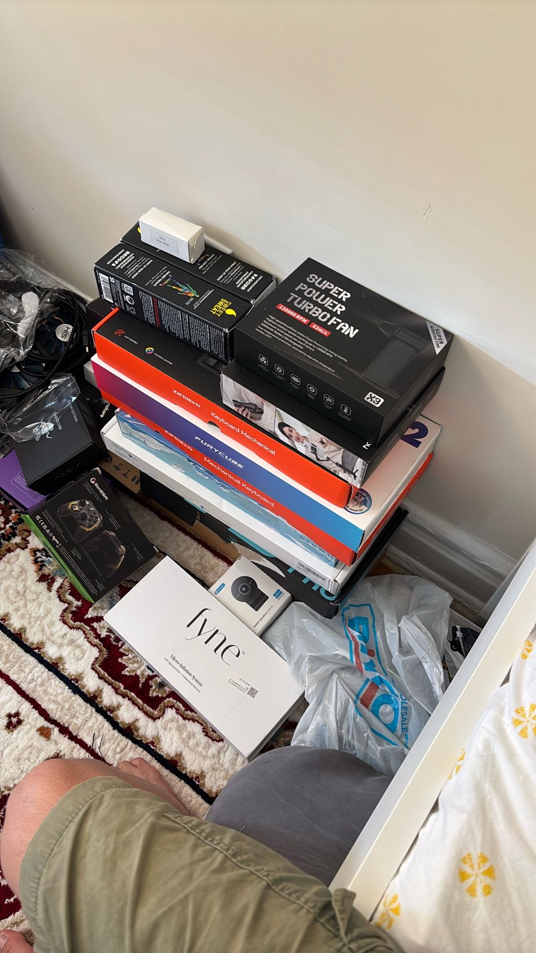 Selling All These Keyboards And Stuff