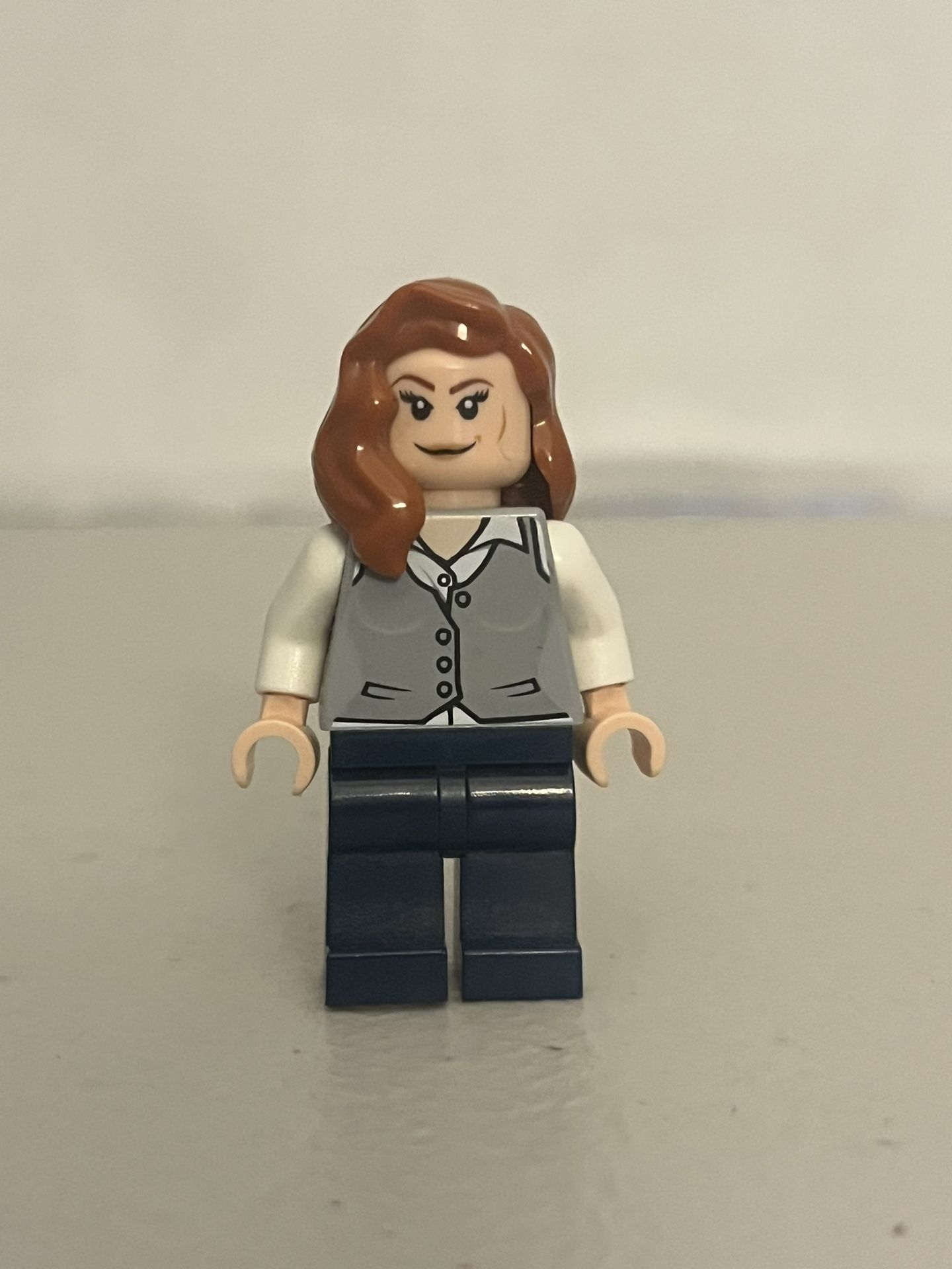 Lego Superman Lois Lane minifigure 76009